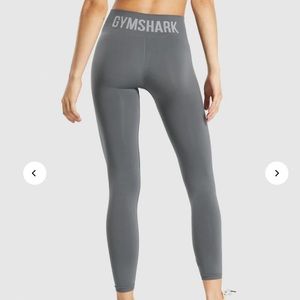 BRAND NEW GYMSHARK LEGGINGS